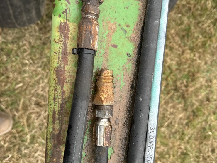 john-deere-750-image-20