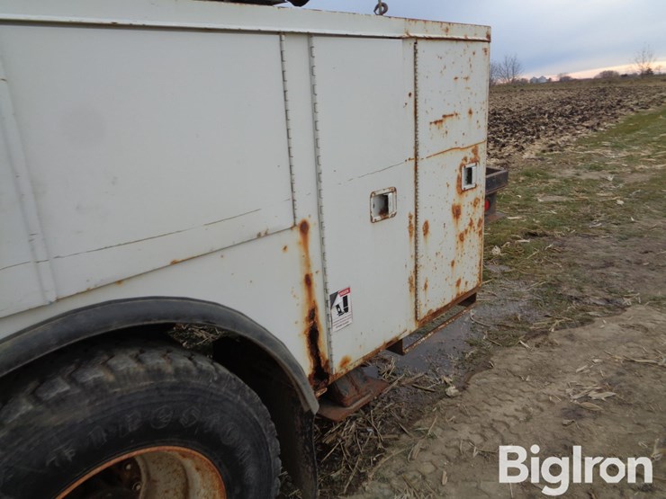 international-durastar-4400-image-15