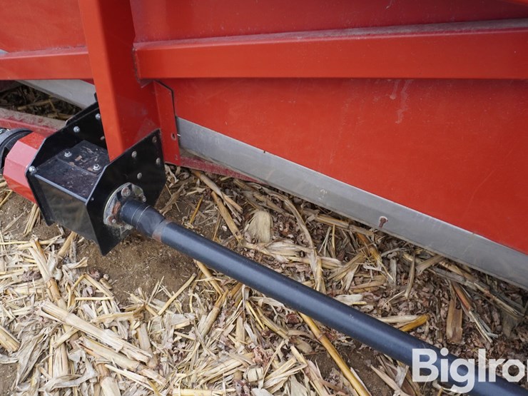 2012-case-ih-3412-image-10