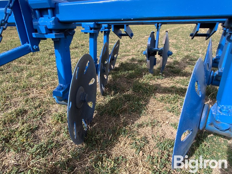 blu-jet-track-master-image-15