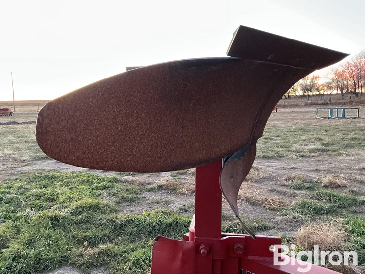 international-140-image-16