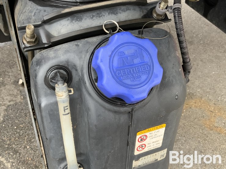 2016-isuzu-nrr-image-20