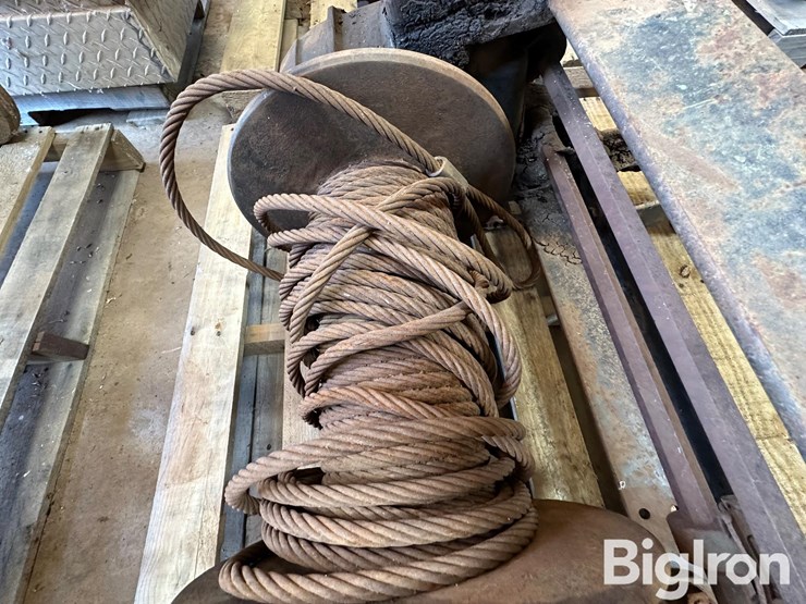 braden-ams7-15-upright-worm-gear-recovery-winch-image-8