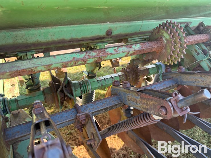 john-deere-8200-image-17