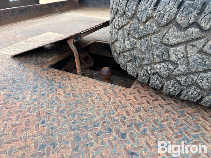 chevrolet-silverado-3500hd-image-14