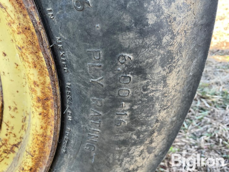 john-deere-720-image-19