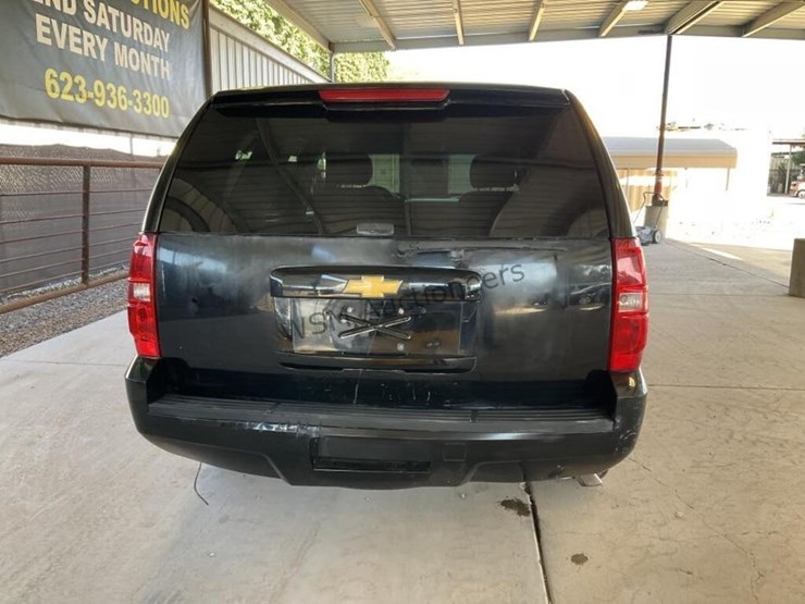 chevrolet-tahoe-image-5