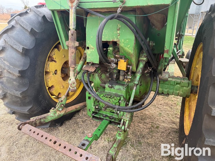 john-deere-4020-image-10