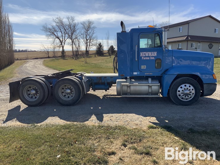 1998-freightliner-fld120-image-4