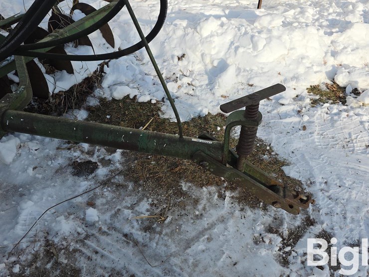 john-deere-10-image-14