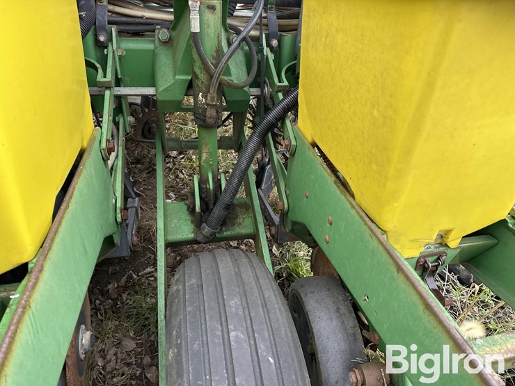 john-deere-1760-image-17