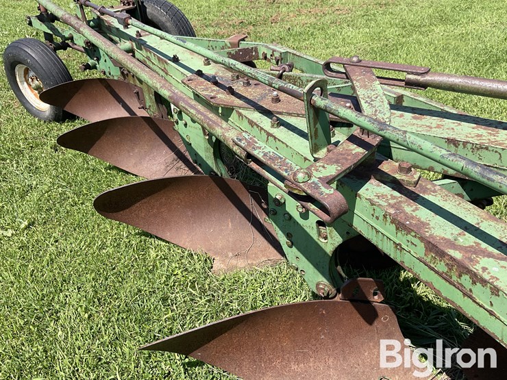 john-deere-7-image-18