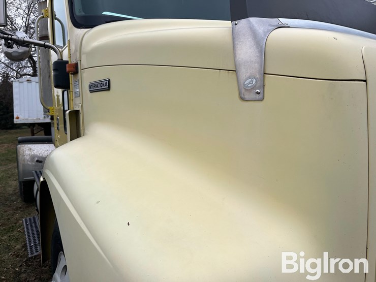 international-2001-image-16