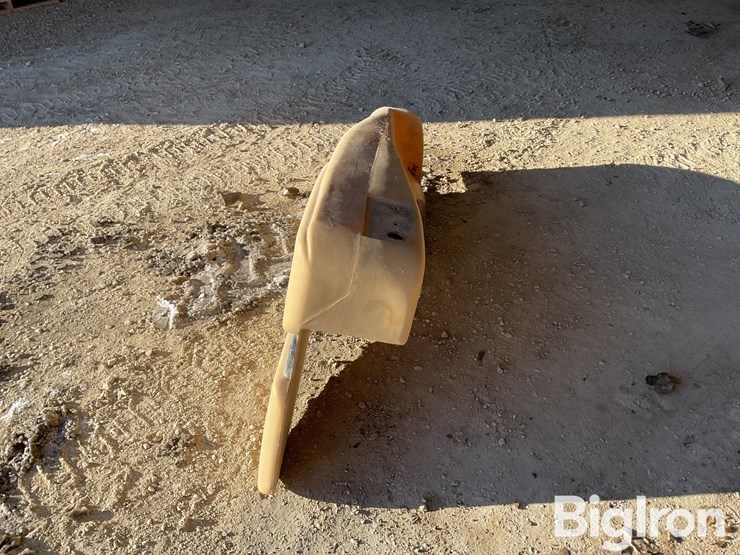 new-holland-996-image-4