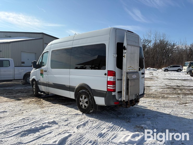 mercedes-benz-sprinter-2500-image-7
