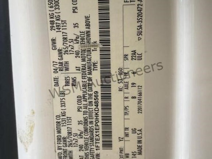 2017-ford-f150-image-16