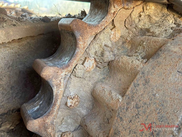 komatsu-pc300-image-11