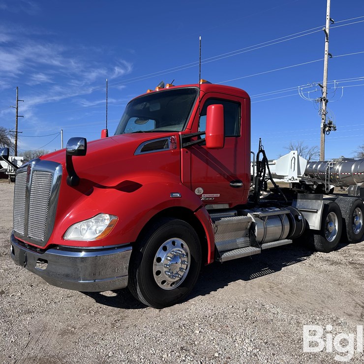 2019 KENWORTH T680