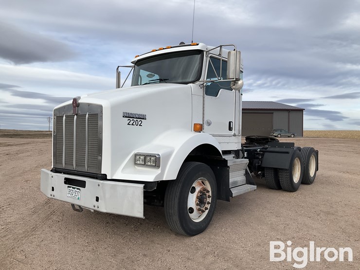 kenworth-t800-image-3