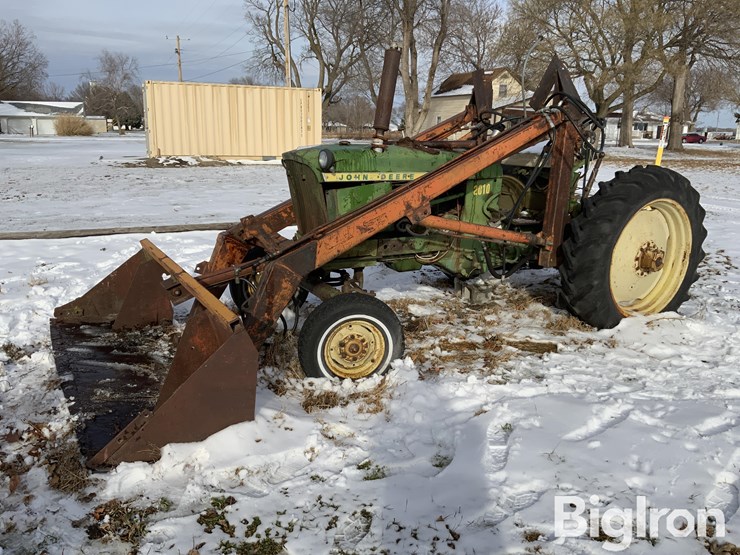 john-deere-2010-image-1