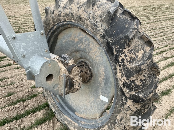 2013-valley-center-pivot-image-13