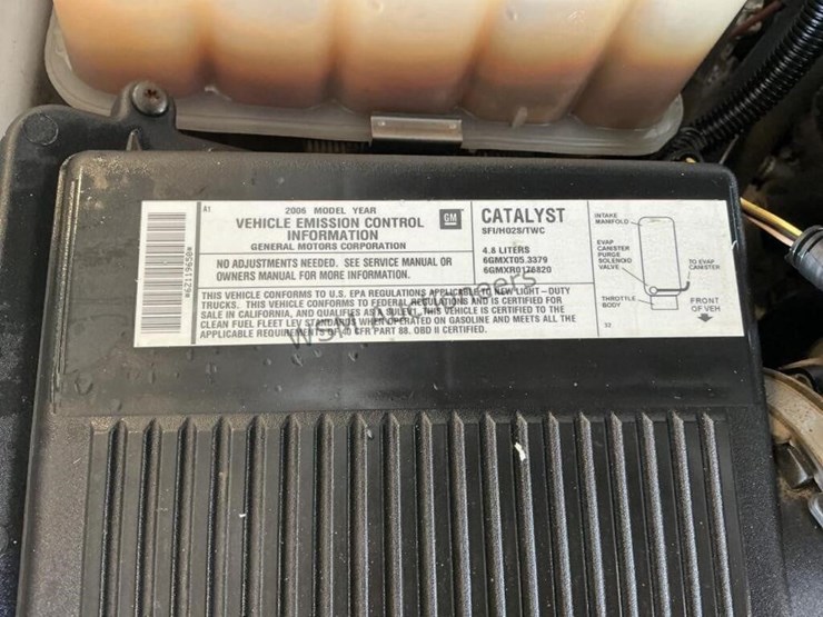 2006-chevrolet-silverado-1500-image-13