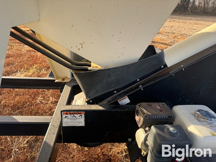 titan-trailer-image-19