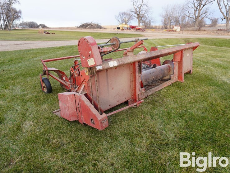 international-810-13-image-7