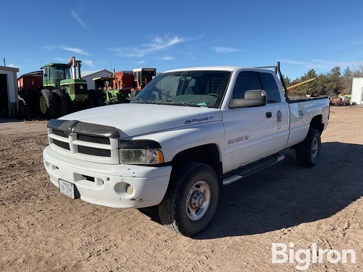 2001-dodge-ram-2500-image-1