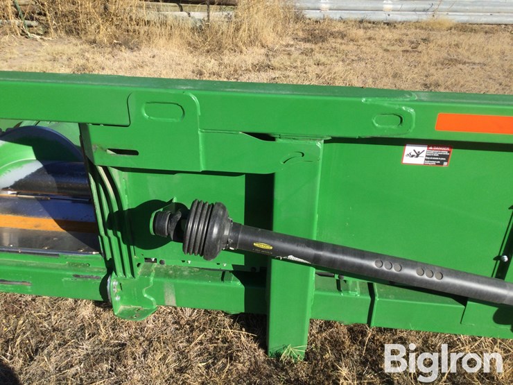 2020-john-deere-716c-image-13