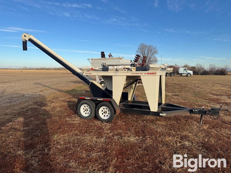 titan-trailer-image-5