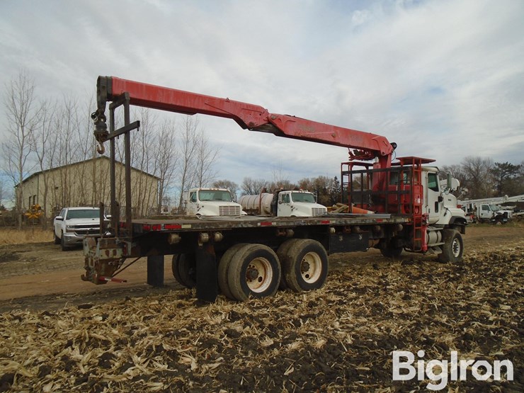 2001-international-2001-image-5