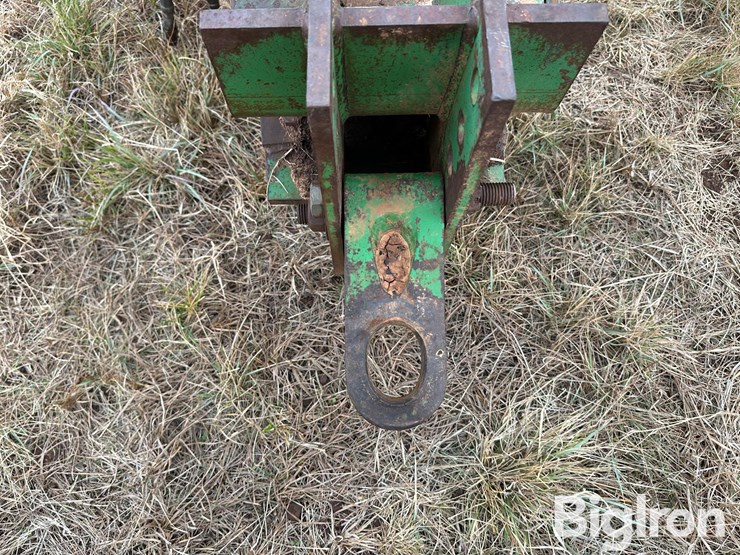 john-deere-680-image-9