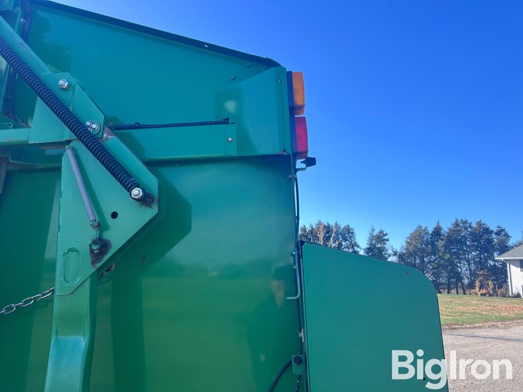 john-deere-567-image-9