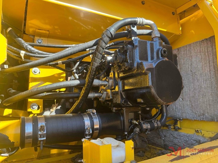 komatsu-pc490-lc-10-image-28