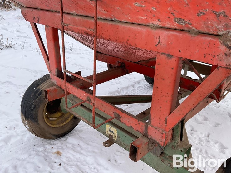 john-deere-1065-image-12