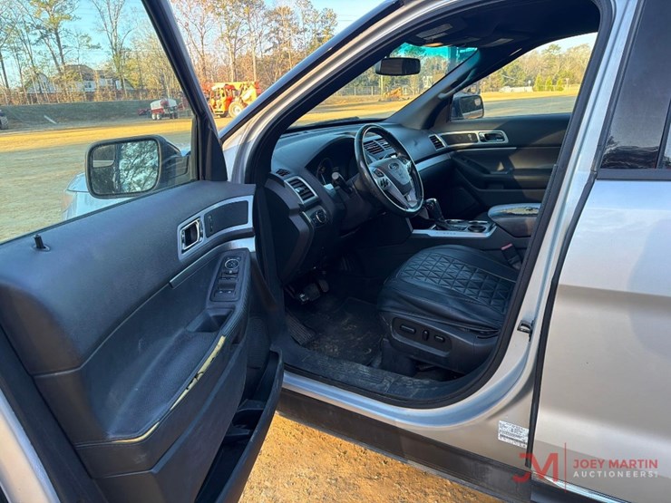 ford-explorer-image-16