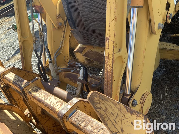 2006-case-580m-image-11