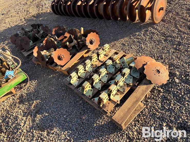 john-deere-7100-image-4