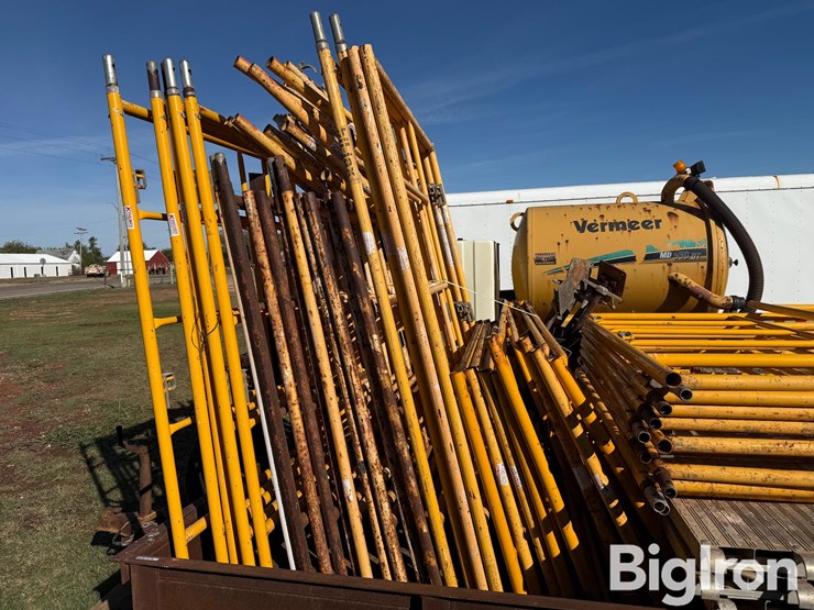 bil-jax-5'x6'-scaffolding-&-flatbed-trailer-image-17