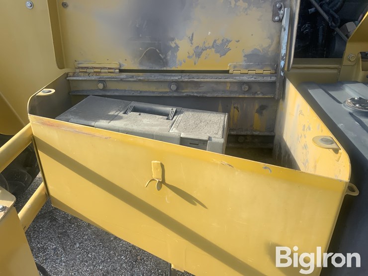 ag-chem-terra-gator-8203-image-14