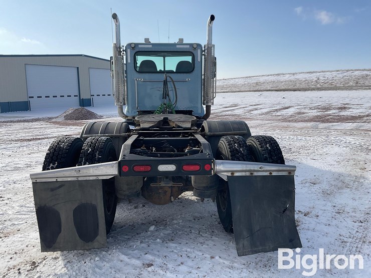 2018-peterbilt-389-image-6