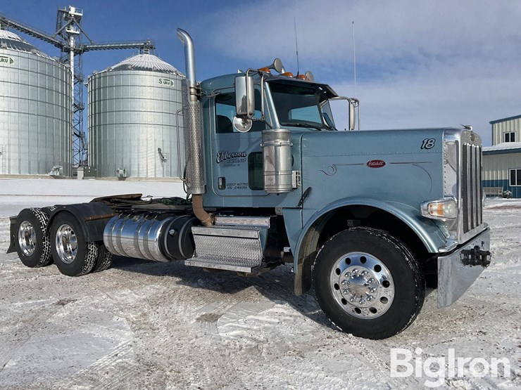 2018-peterbilt-389-image-3