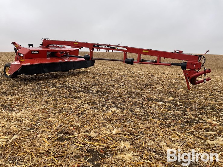 new-holland-1441-image-3