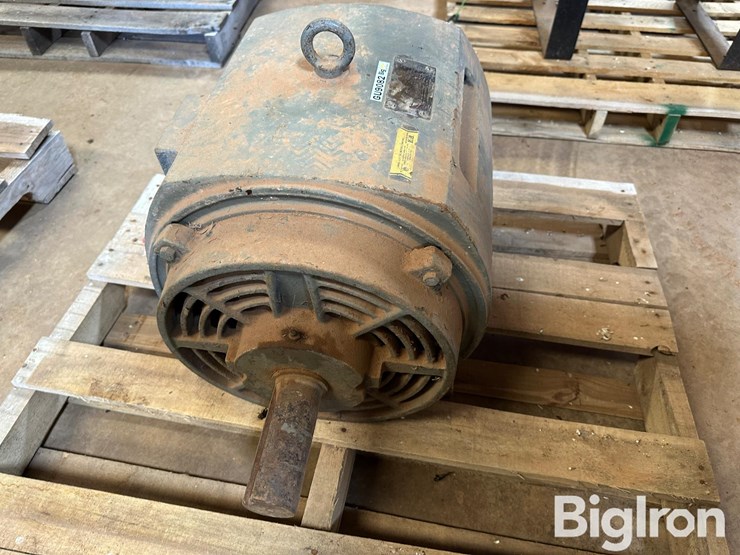 toshiba-3-phase-electric-motor-image-2