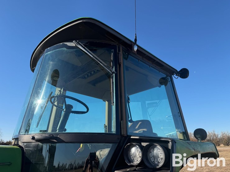 john-deere-4055-image-11