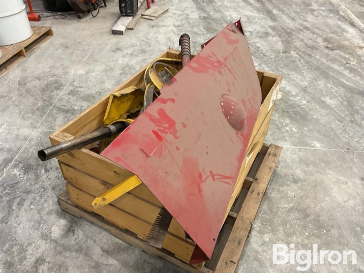 new-holland-br7090-image-7