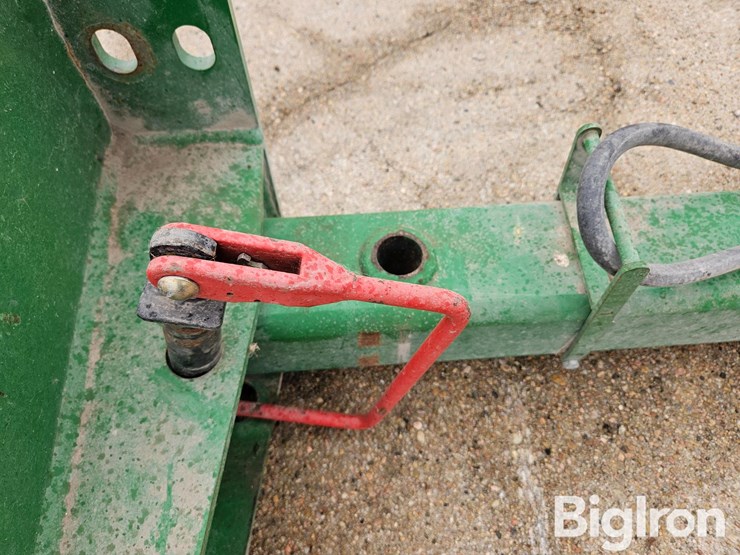 john-deere-70-image-11