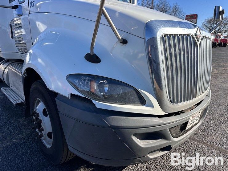 2016-international-prostar-image-11