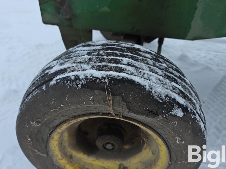 john-deere-140-image-19